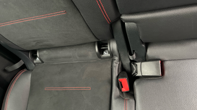 Mercedes-Benz GLB 220d 4Matic AMG Line Premium 5dr 8G-Tronic Diesel Estate